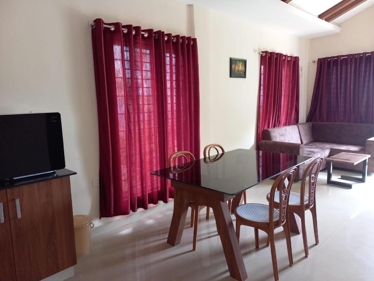 Whiteflower Mountain Resort Perintalmanna ภายนอก รูปภาพ